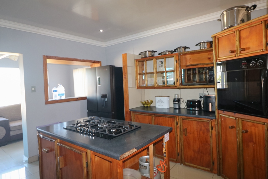 4 Bedroom Property for Sale in Chiselhurst Eastern Cape